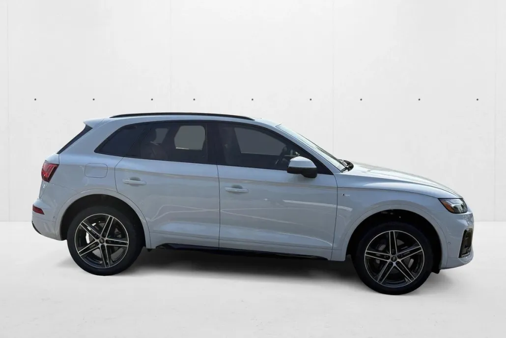 2023 Audi Q5 55 S line Premium photo 1