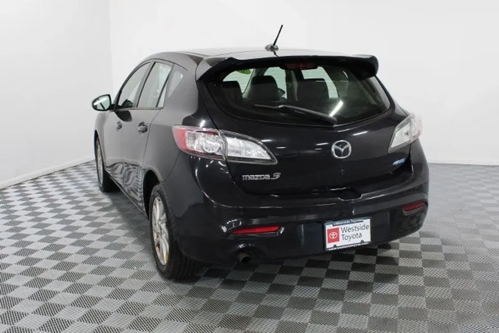 2013 Mazda Mazda3 Grand Touring Hatchback photo 1