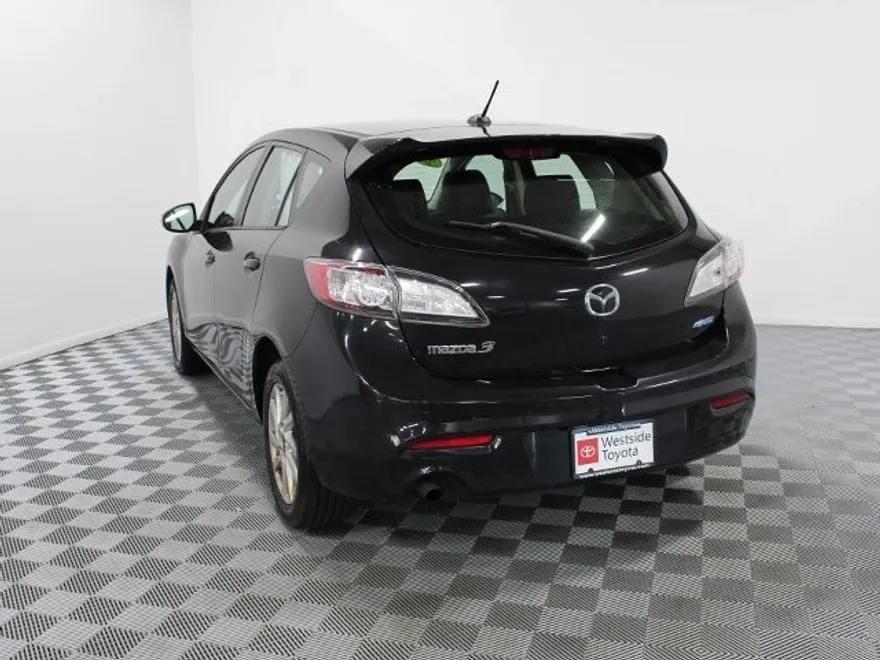 2013 Mazda Mazda3 Grand Touring Hatchback photo 1
