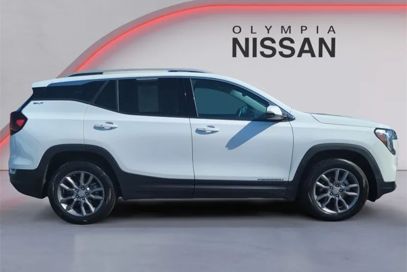 2024 Gmc Terrain SLT photo 1