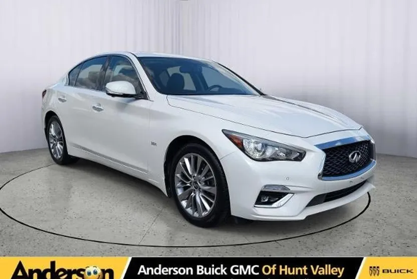 2018 Infiniti Q50 3.0t LUXE photo 1
