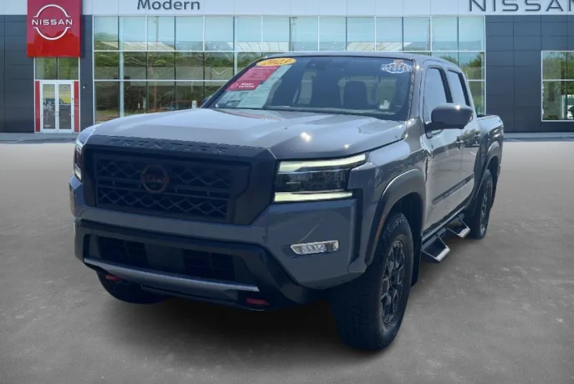 2023 Nissan Frontier PRO-4X photo 1