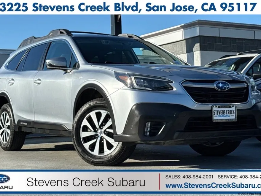2020 Subaru Outback Premium photo 1