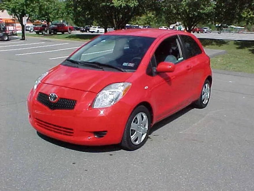 2007 Toyota Yaris Base photo 1