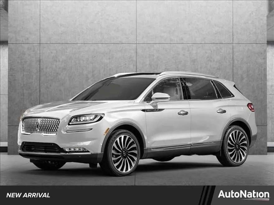 2022 Lincoln Nautilus Standard photo 1