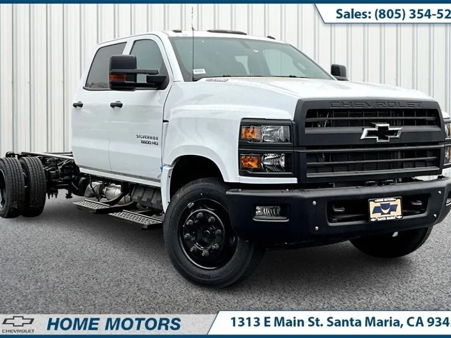 2024 Chevrolet Silverado 5500HD Work Truck photo 1