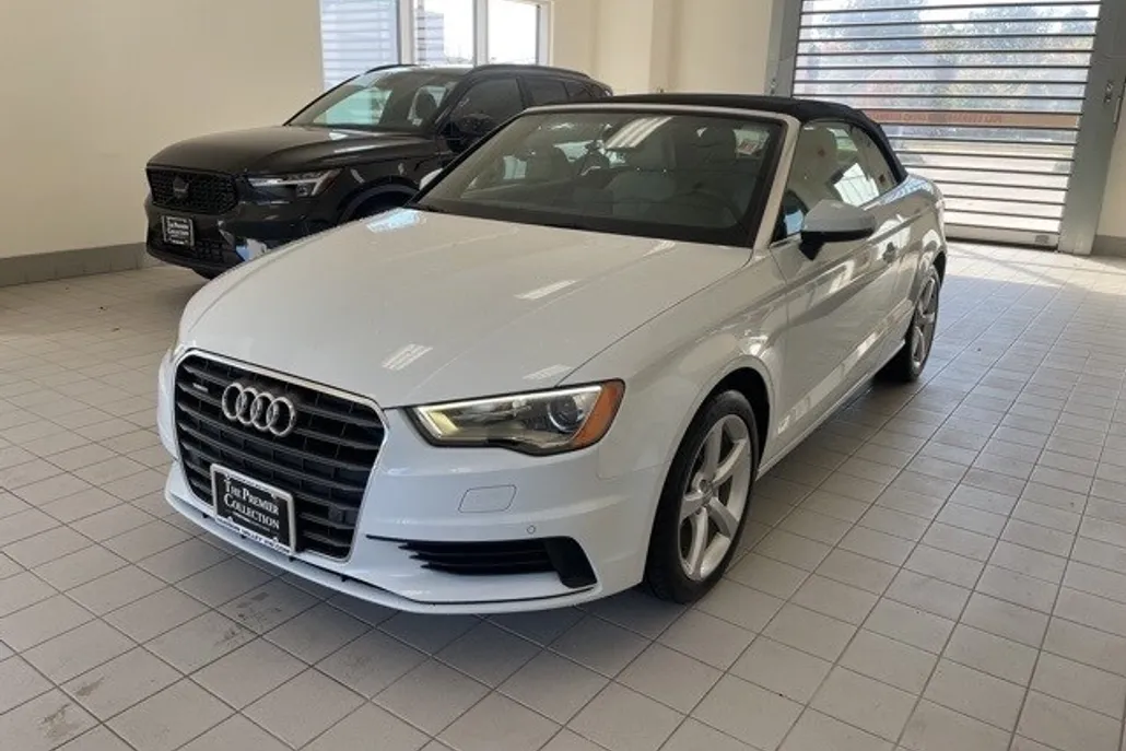 2016 Audi A3 2.0T Premium photo 1