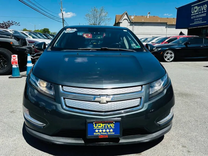 2013 Chevrolet Volt Premium photo 1