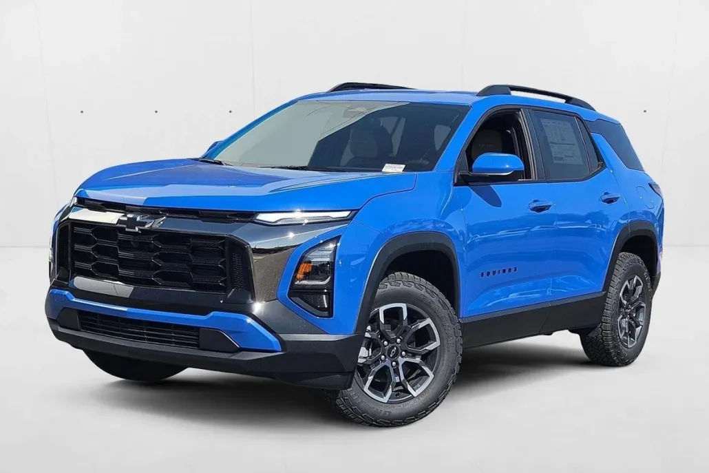 2026 Chevrolet Equinox ACTIV photo 1