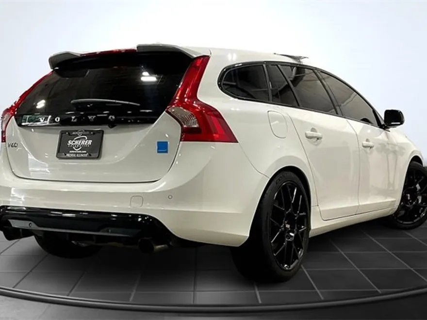 2017 Volvo V60 Polestar photo 1