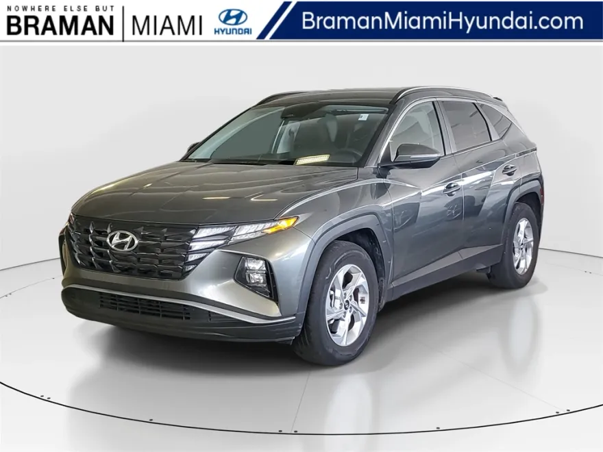 2022 Hyundai Tucson SEL photo 1
