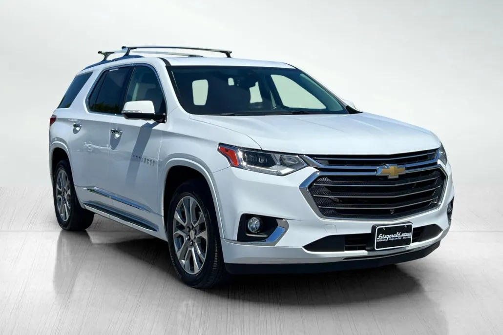 2020 Chevrolet Traverse Premier photo 1