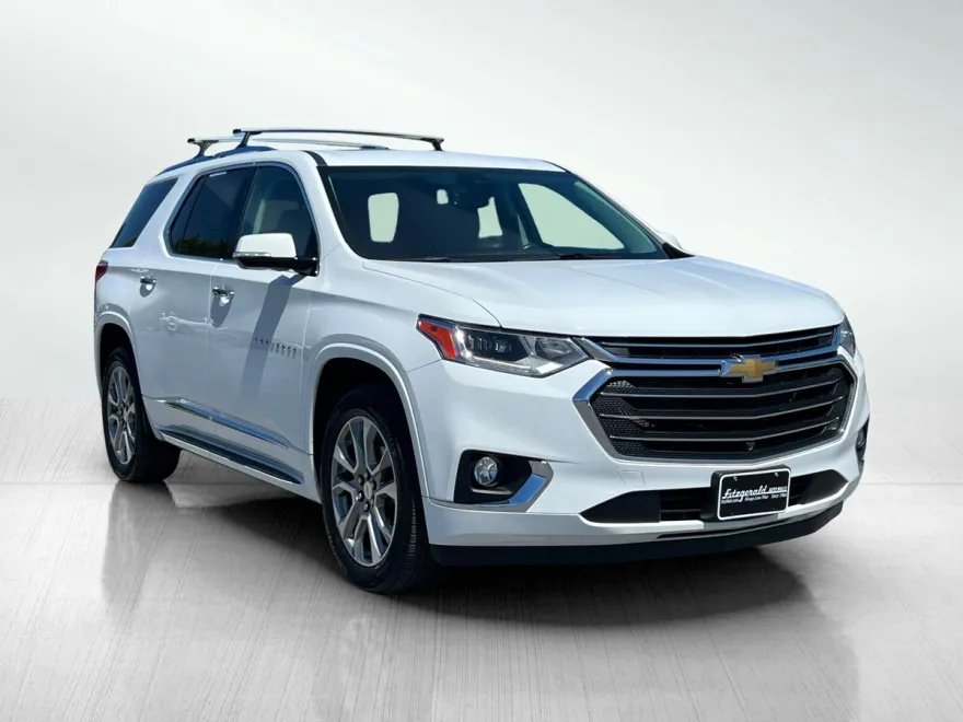 2020 Chevrolet Traverse Premier photo 1