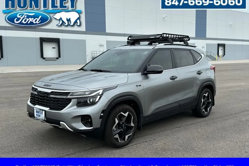 2024 Kia Seltos EX photo 1