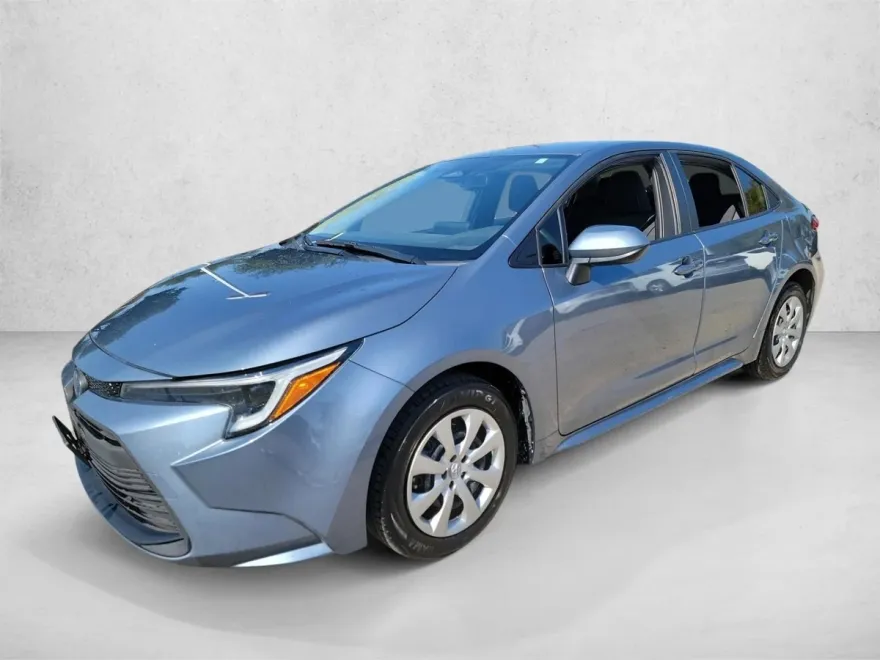 2024 Toyota Corolla Hybrid LE photo 1