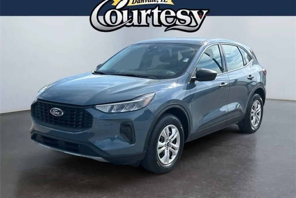 2023 Ford Escape Base photo 1