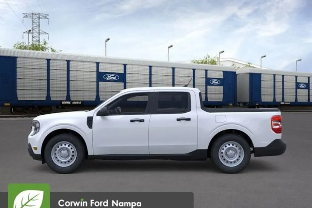 2025 Ford Maverick XL photo 1