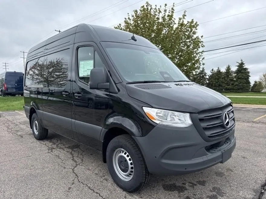 2025 Mercedes Benz Sprinter Cargo Van 2500 Standard Roof photo 1