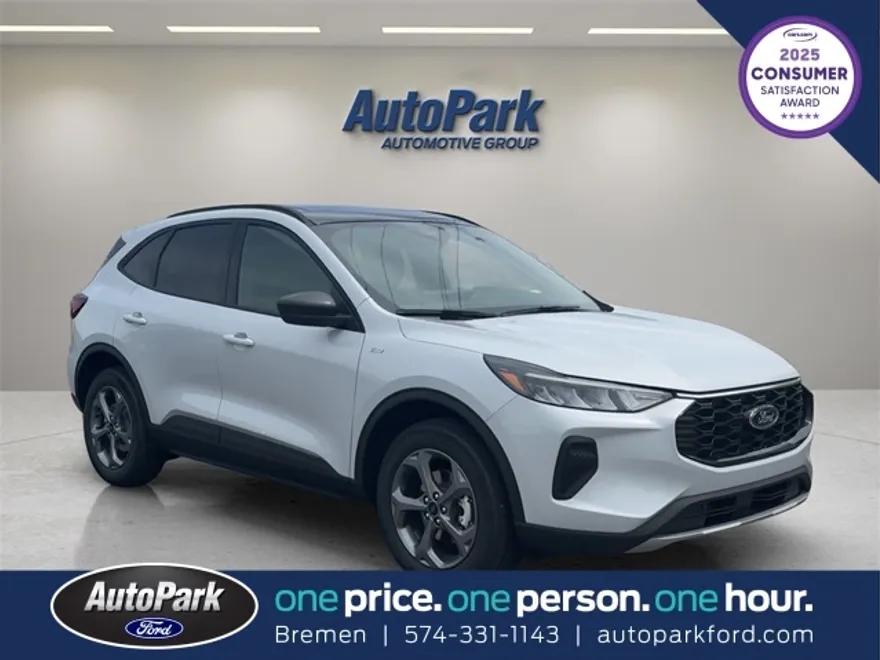 2025 Ford Escape ST-Line photo 1