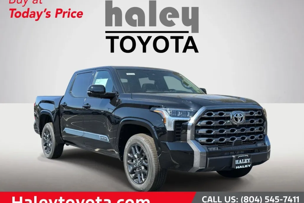 2025 Toyota Tundra Platinum photo 1