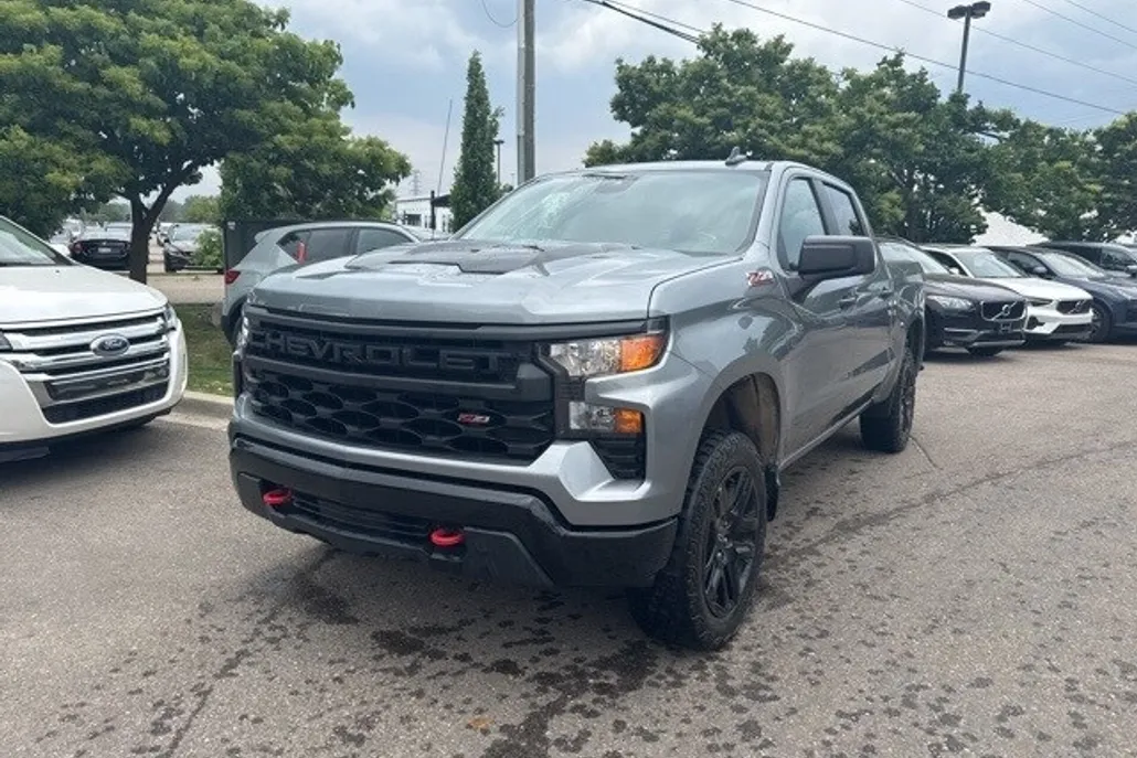 2024 Chevrolet Silverado 1500 Custom Trail Boss photo 1