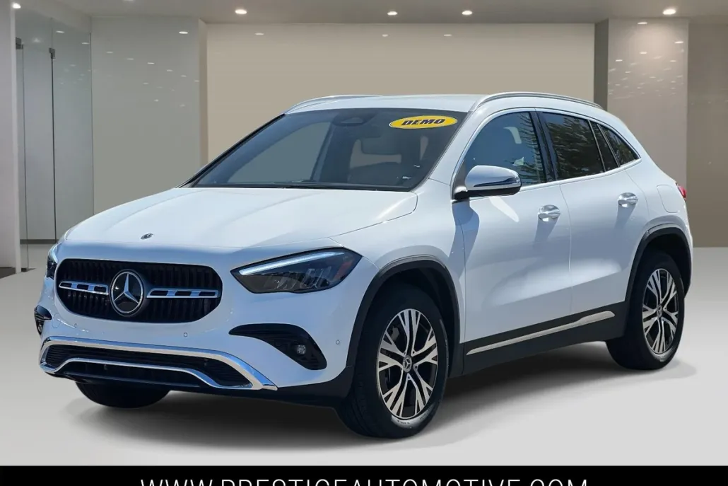 2025 Mercedes Benz GLA 250 4MATIC photo 1