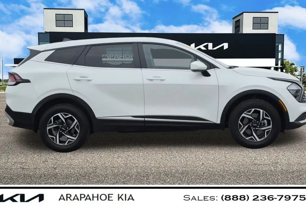 2023 Kia Sportage LX photo 1