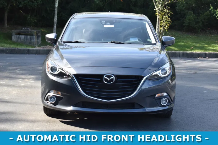 2015 Mazda Mazda3 s Grand Touring Hatchback photo 1