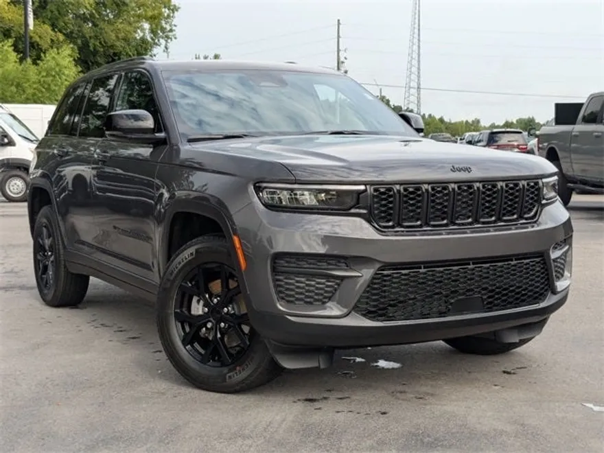 2025 Jeep Grand Cherokee Altitude X photo 1