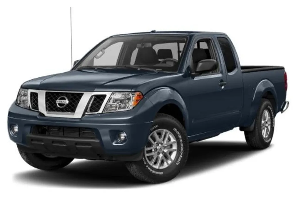 2015 Nissan Frontier SV photo 1