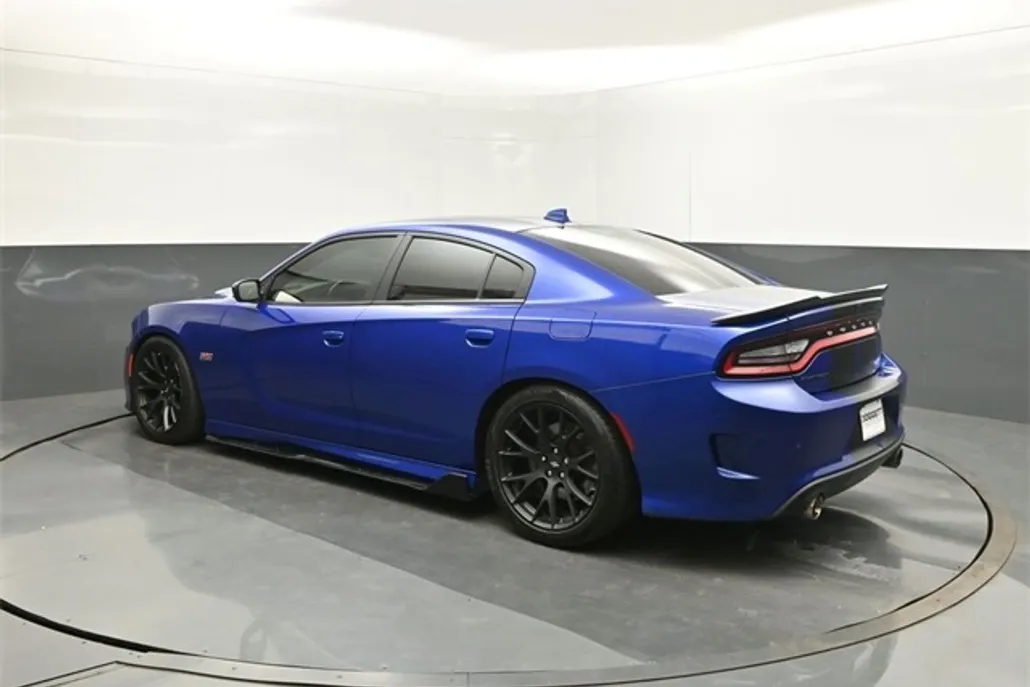 2019 Dodge Charger R/T Scat Pack photo 1