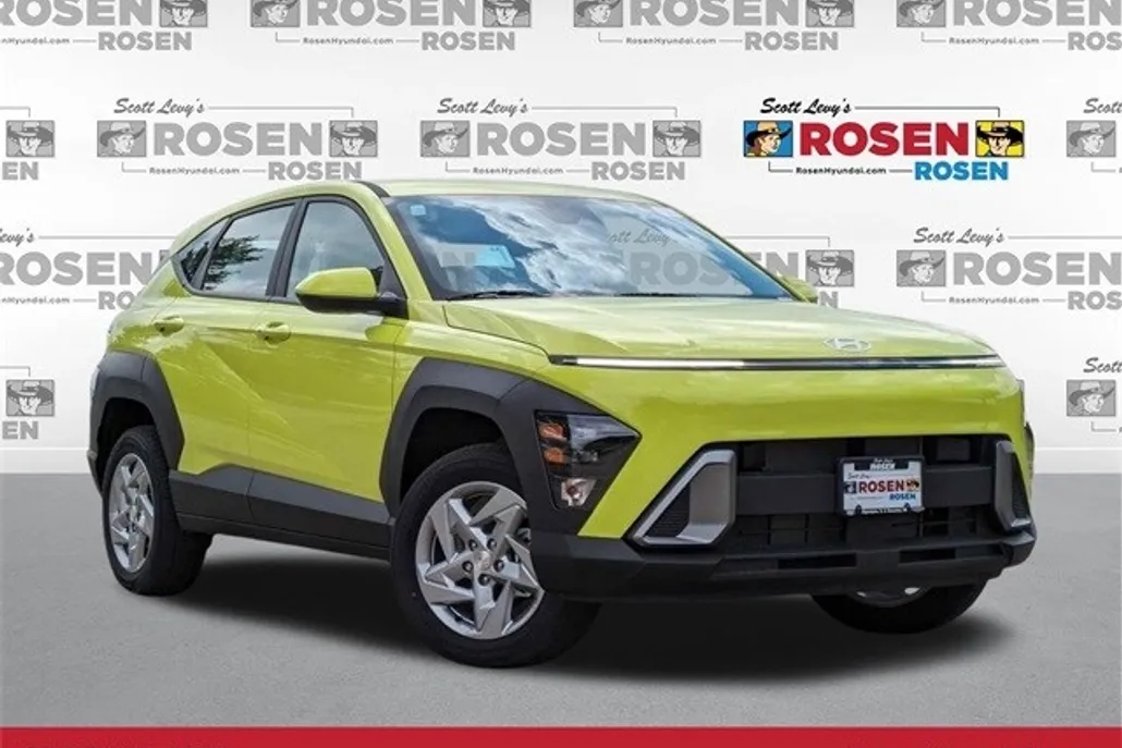 2024 Hyundai Kona SE photo 1