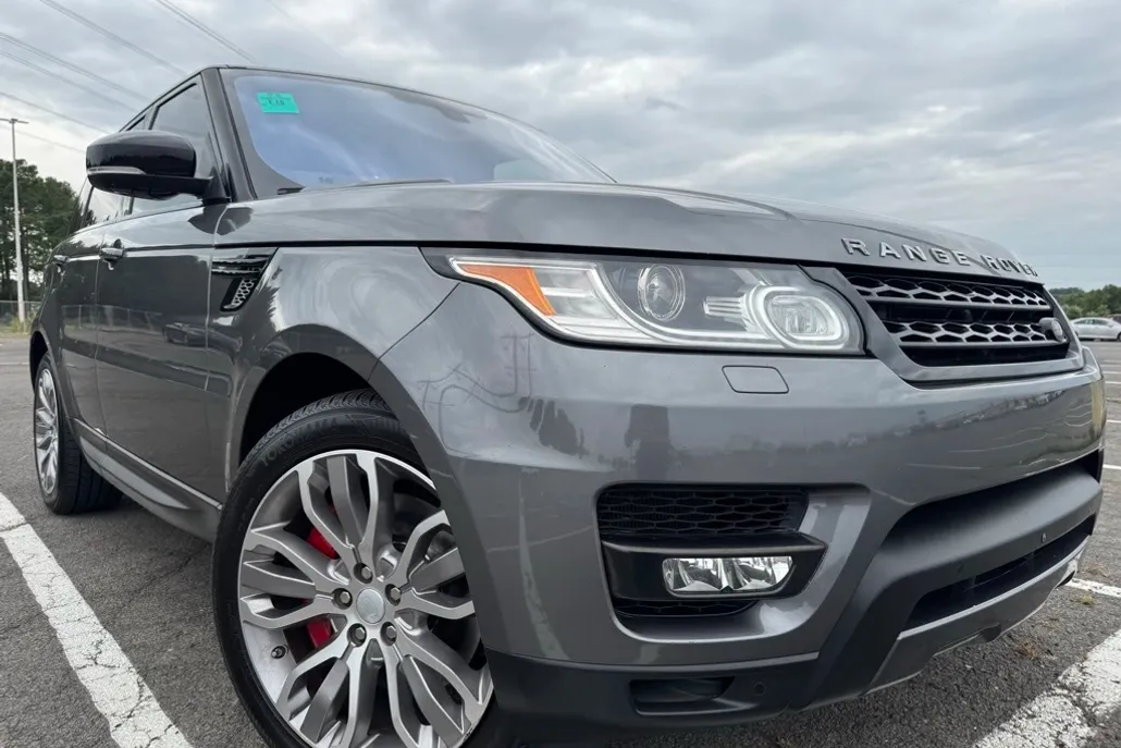 2016 Land Rover Range Rover Sport SuperCharged photo 1
