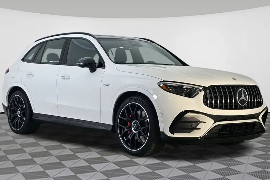 2025 Mercedes Benz GLC AMG 63 4MATIC photo 1