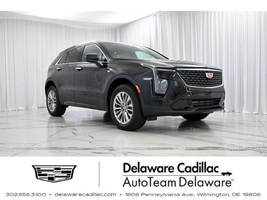 2025 Cadillac XT4 Premium Luxury photo 1