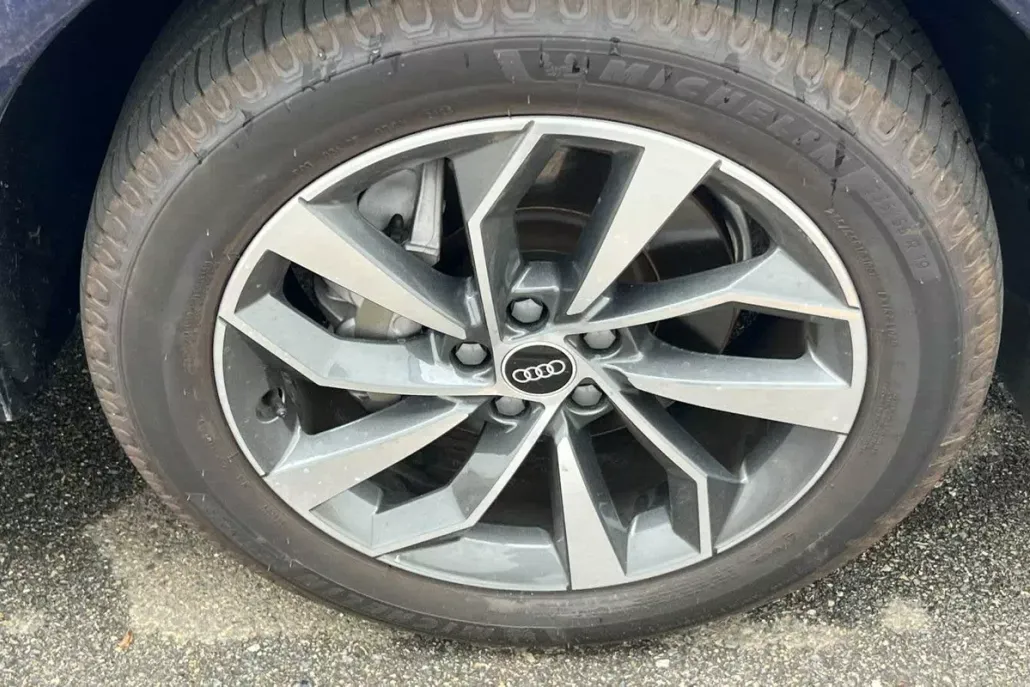 2021 Audi Q5 Premium photo 1