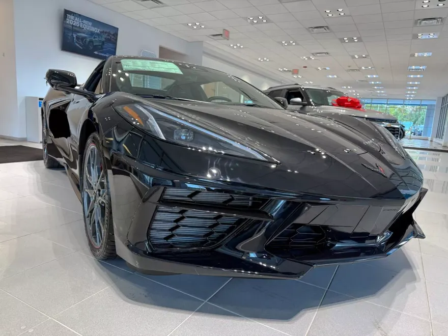2026 Chevrolet Corvette Stingray 1LT Convertible photo 1