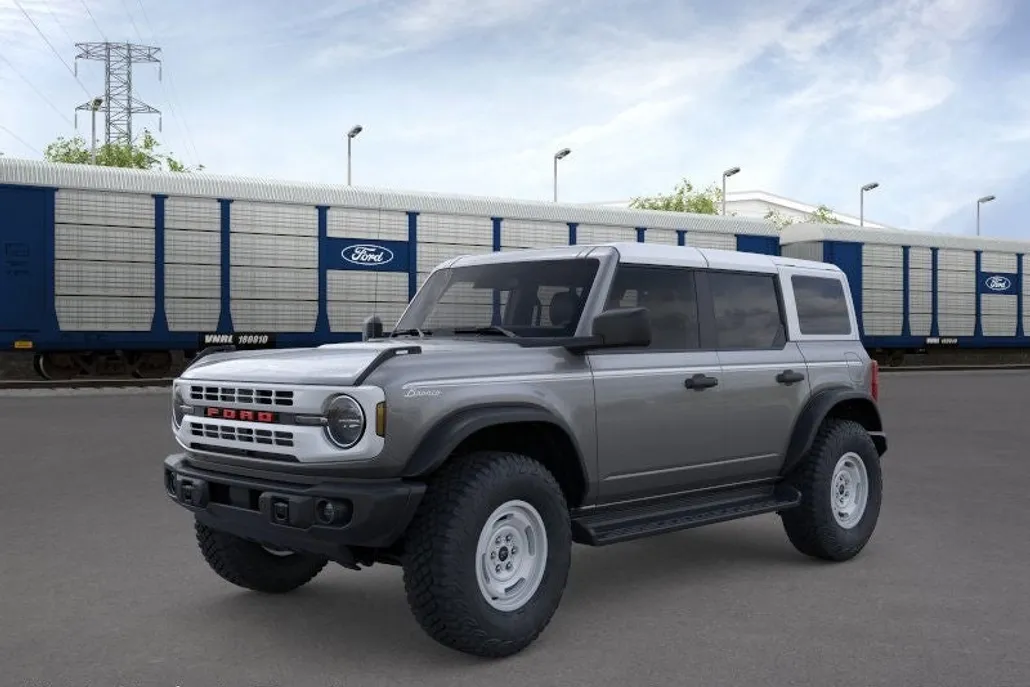 2025 Ford Bronco Heritage First Edition photo 1