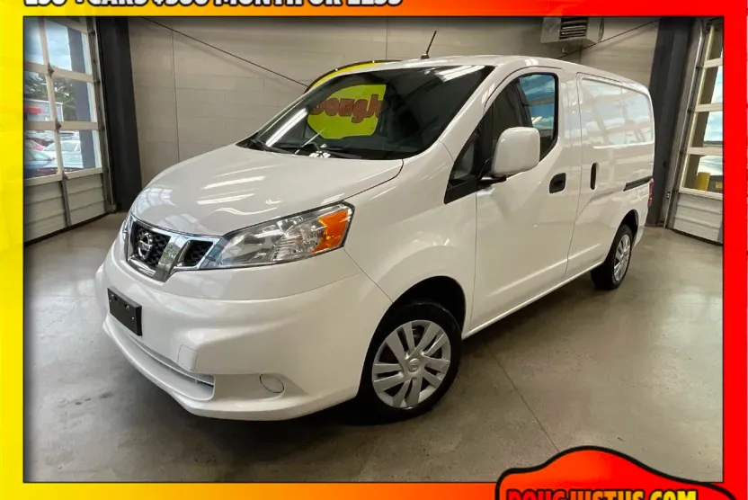 2019 Nissan NV200 SV photo 1