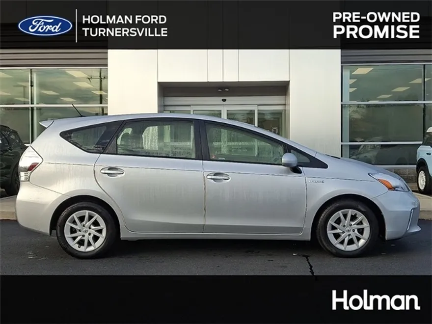 2012 Toyota Prius V Three photo 1