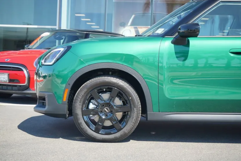 2026 Mini Countryman S ALL4 photo 1
