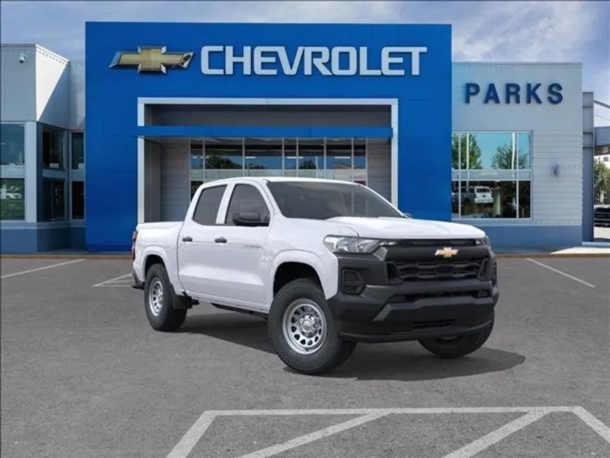 2025 Chevrolet Colorado LT photo 1
