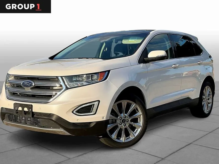 2017 Ford Edge Titanium photo 1