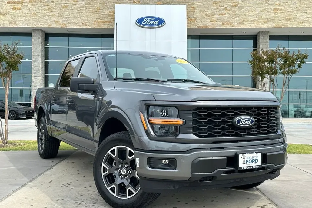 2025 Ford F-150 STX photo 1