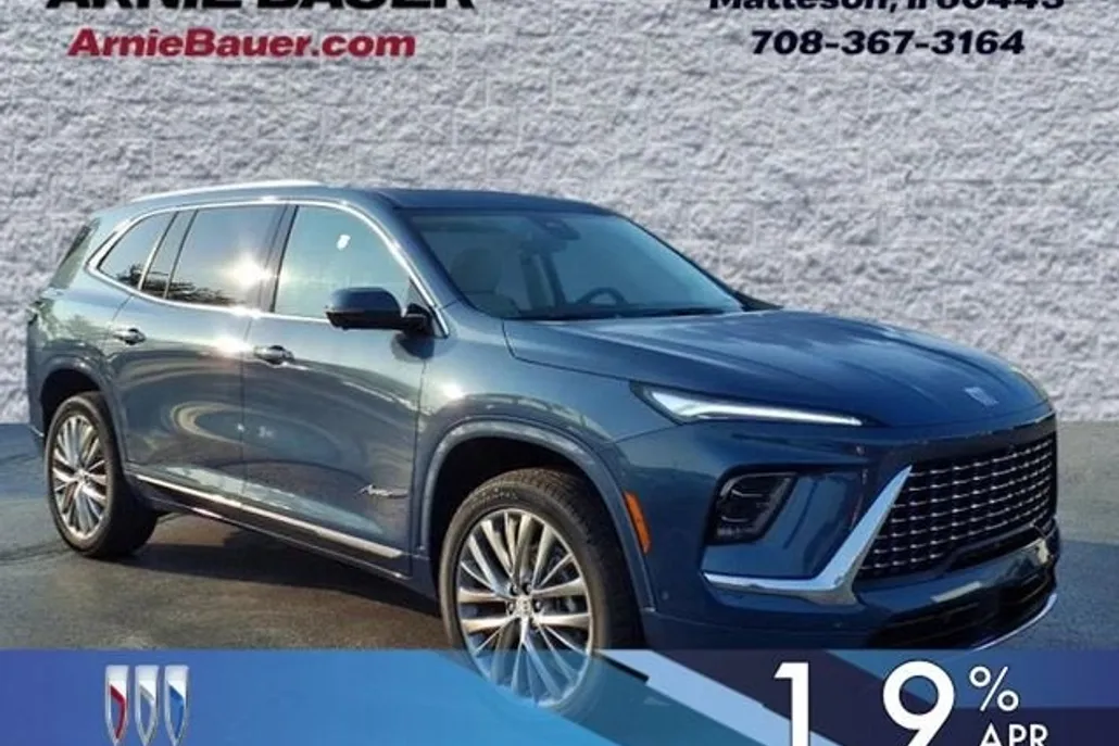 2026 Buick Enclave Avenir photo 1