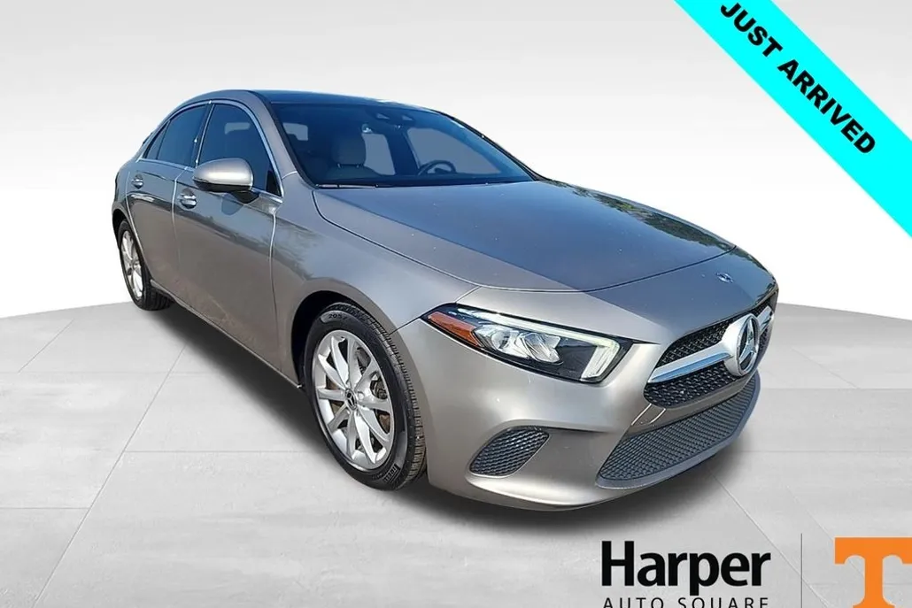 2020 Mercedes Benz A 220 photo 1