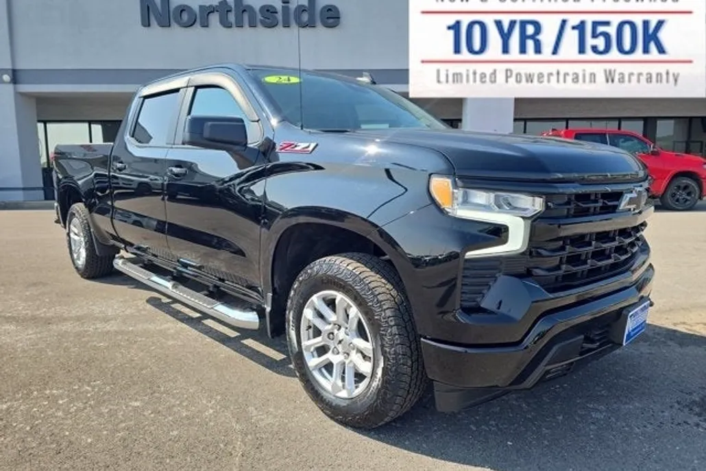 2024 Chevrolet Silverado 1500 RST photo 1