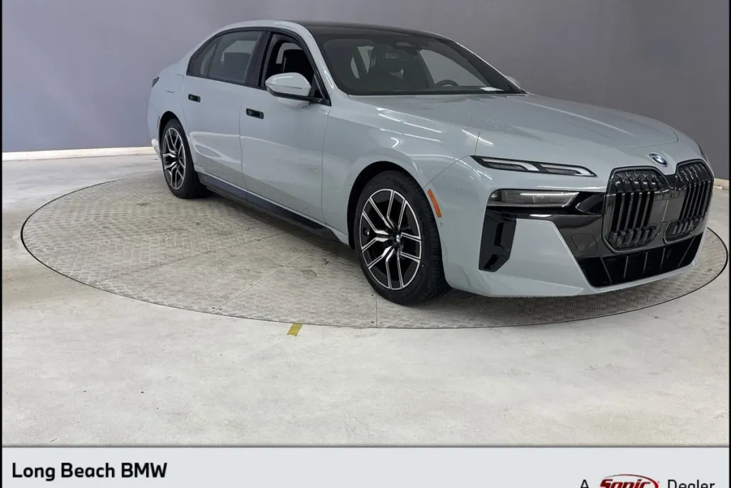 2025 Bmw i7 xDrive60 photo 1