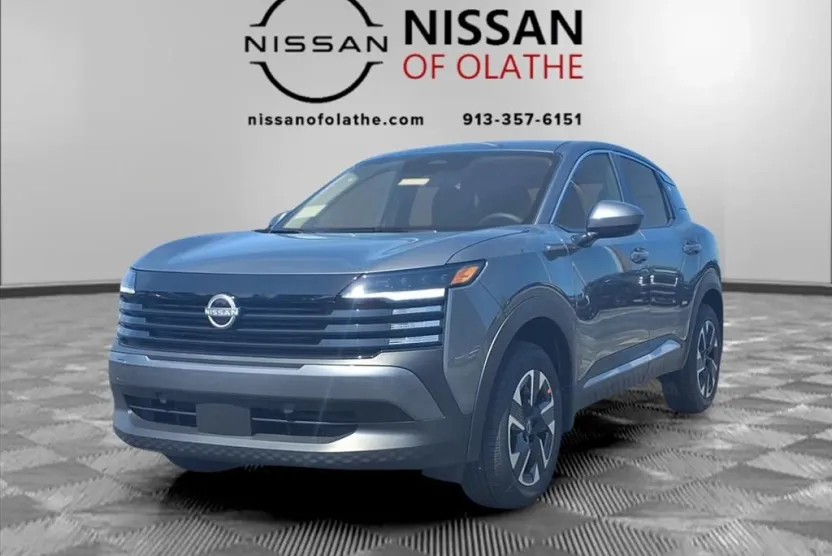 2025 Nissan Kicks SV photo 1
