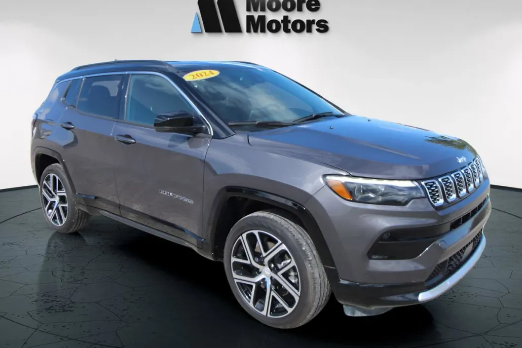 2024 Jeep Compass Limited photo 1